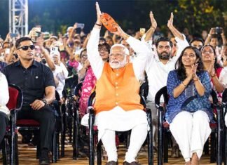 PM Modi Attends ‘Bhajan Clubbing’ Programme in Delhi, Praises Blend of Devotion and Contemporary Music PM Modi attends Bhajan Clubbing programme