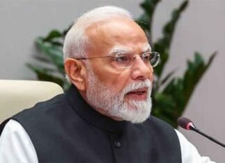 PM Modi Attends SRCC Centenary Celebrations, Arrives by Metro and Releases ₹100 Commemorative Coin PM Narendra Modi In Meeting Busy