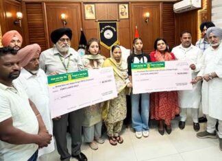 Punjab: PRTC Hands Over Rs 65.50 Lakh to Family of Deceased Conductor Satpal Singh PRTC-Hands-Over-Rs-65.50-Lakh-to-Family