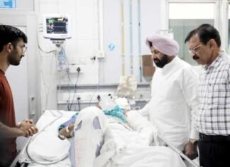 Punjab BJP Chief Kewal Dhillon Visits DMC Hero Heart to Enquire About Injured Leader Vinod Kali