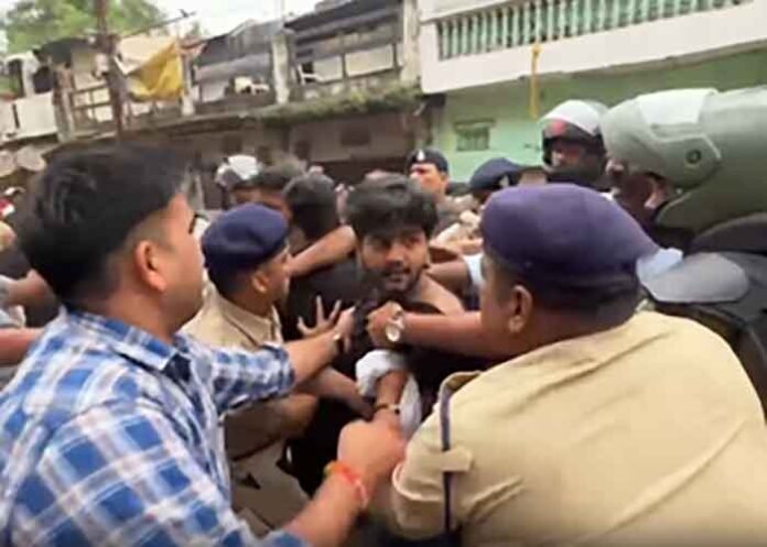 Ruckus during anti-encroachment drive in Indore six detained after protest