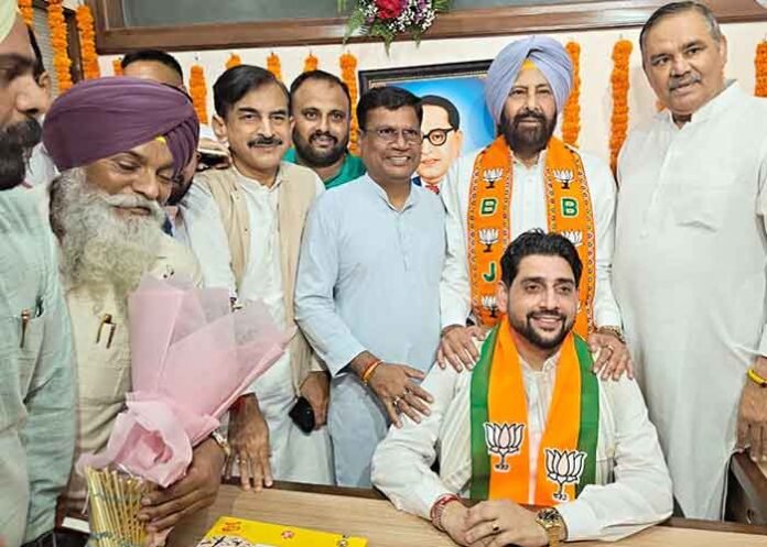 Sheetal Angural takes charge as Punjab BJP SC Morcha president