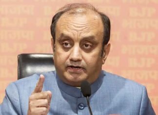 BJP Hits Back at Rashid Alvi Over Ram Temple Trust CEO Remarks, Accuses Congress of Insulting Armed Forces Sudhanshu Trivedi on mic
