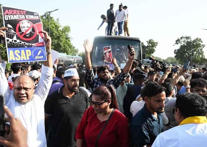 AAP Congress and Left parties protest in Delhi