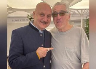Anupam Kher Meets Robert De Niro at His Home, Receives Special Gift From Hollywood Veteran