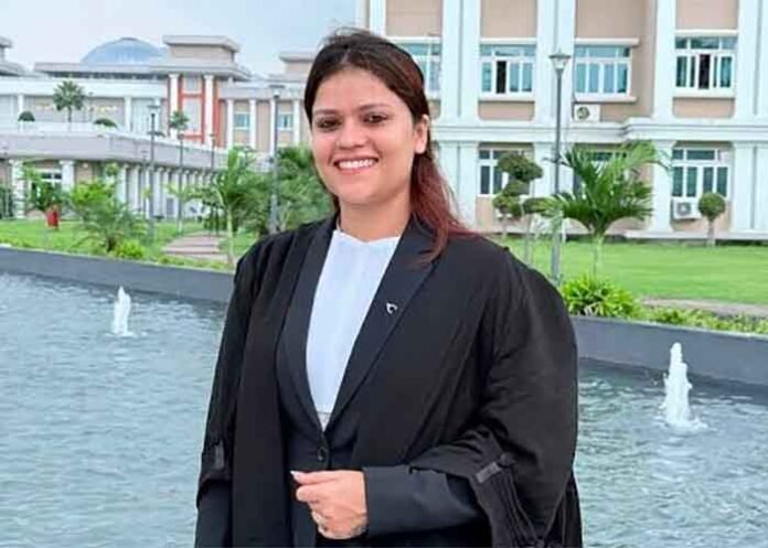 Anushka Chakraborty High Court lawyer
