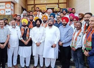 BJP Gains Ground in Gurdaspur as 46 Leaders, Including 31 Sarpanches, Join Party BJP Gets Organisational Boost in Dinanagar