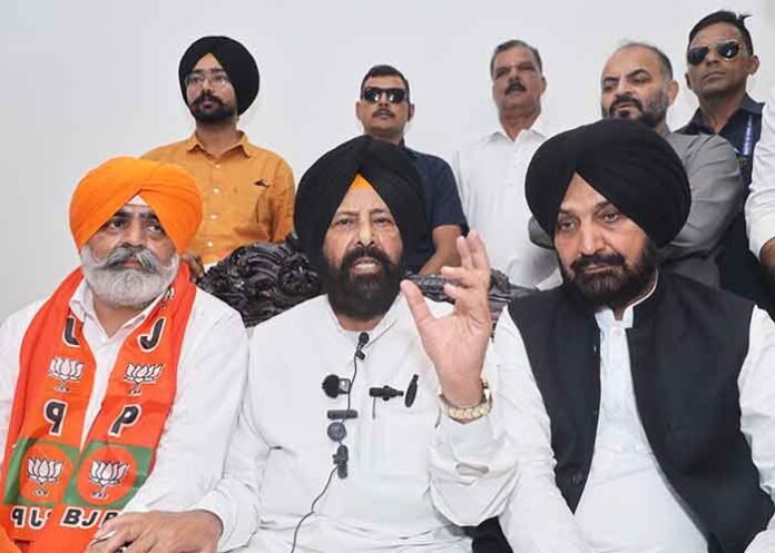 Chaudhary Shyam Lal Gujjar joins the BJP