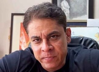 Cyrus Broacha Calls Farah Khan’s Cook Dilip ‘Overrated’, Says His Vlogs Feel Scripted Cyrus Broacha Filmmaker