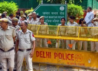 Delhi on High Alert Ahead of Jantar Mantar Protest; Metro Stations Shut, Border Checks Intensified
