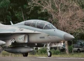 Four Philippine Air Force Pilots Killed as Two SF-260 Aircraft Crash During Training