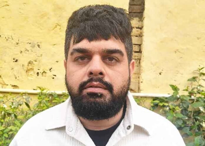 Gangster Ashish Chopra