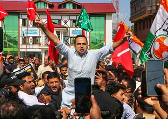 INDIA bloc leaders in J&K hold protest
