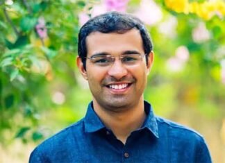 Kerala Minister Walks Out as SFI Protest Disrupts Graduation Ceremony Kerala Minister Roji M. John