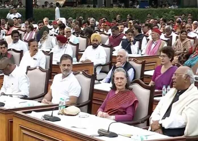 Kharge Rahul Congress holds public impeachment