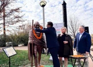 North Dakota Unveils Its First Mahatma Gandhi Statue at Bismarck’s Peace Park
