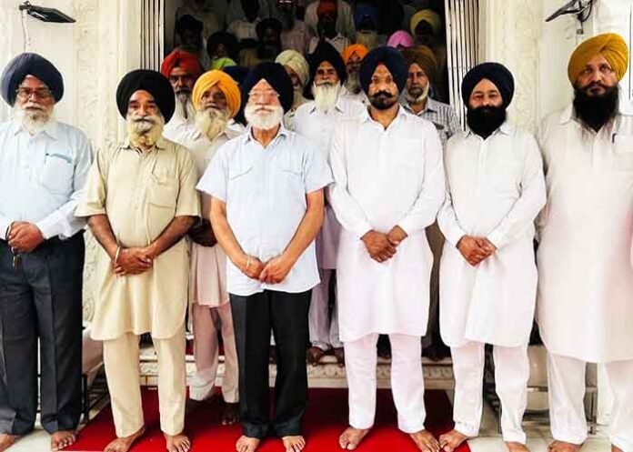 SAD Reformed leaders offer ardas at Takht Sri Kesgarh Sahib