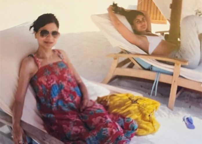 Saba Pataudi shares major throwback from Kareena Kapoor