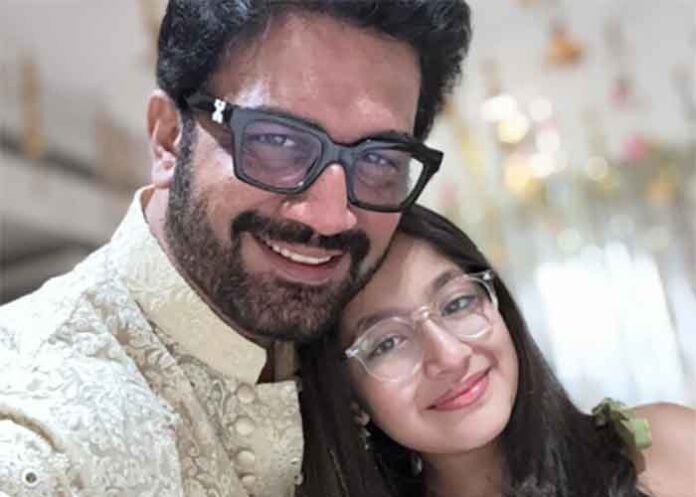 Sharad Kelkar with daughter Kesha