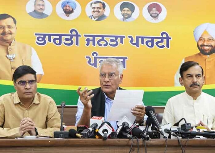 Sunil Jakhar urges Punjab Governor