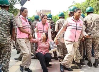Around 1,000 Detained Across Delhi Ahead of CJP Protest Against CEC Gyanesh Kumar protesters were detained across Delhi ahead of a CJP-led
